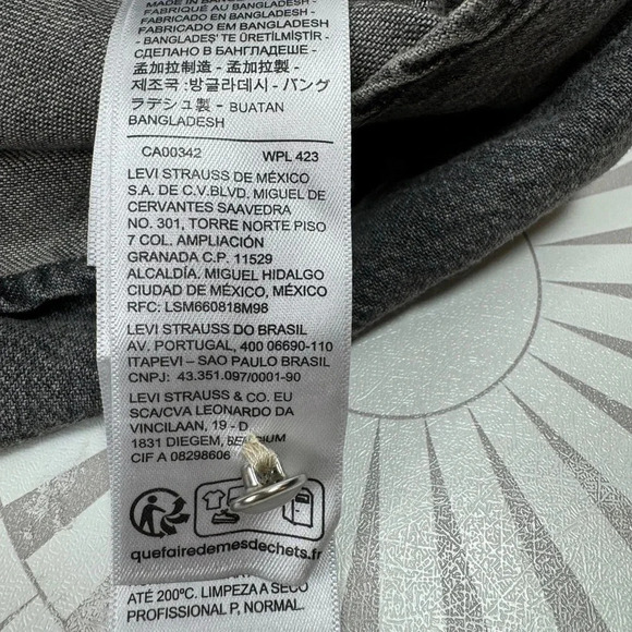 Levi Strauss & Co Women’s Long Sleeve Denim Shirt with Pearl‎ snap buttons Small - Picture 7 of 8